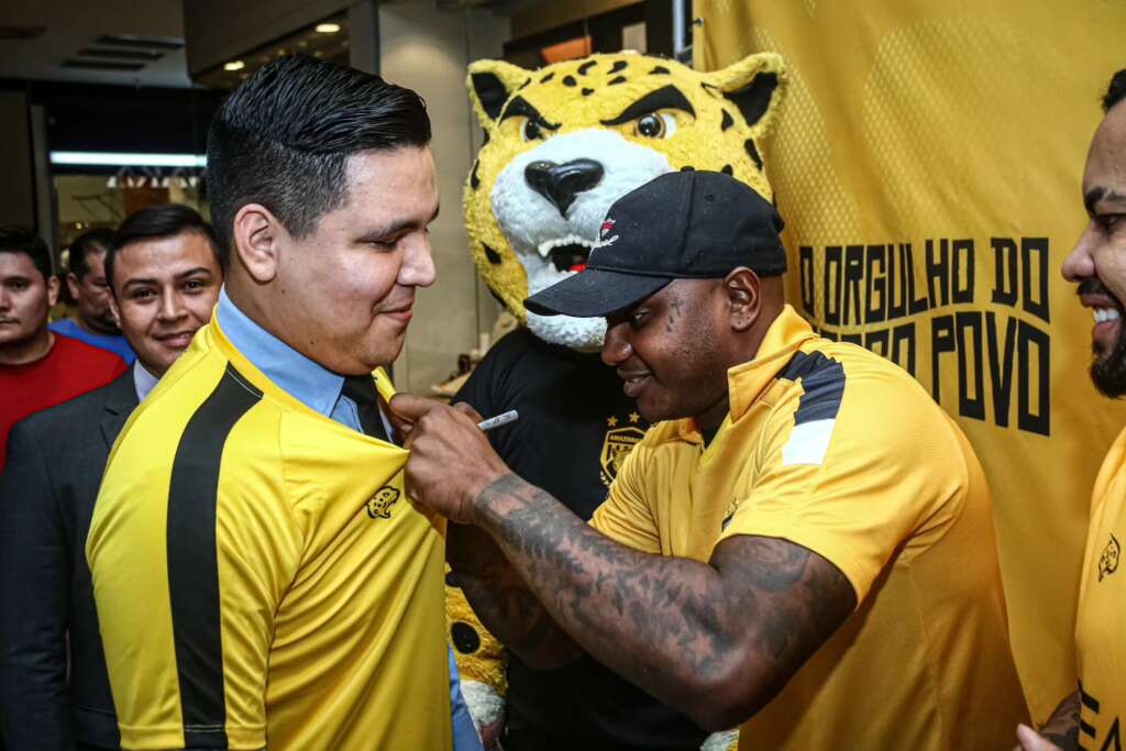 Série B: Amazonas FC inaugura primeira loja oficial de sua história 3 WhatsApp Image 2024 05 10 at 15.13.39