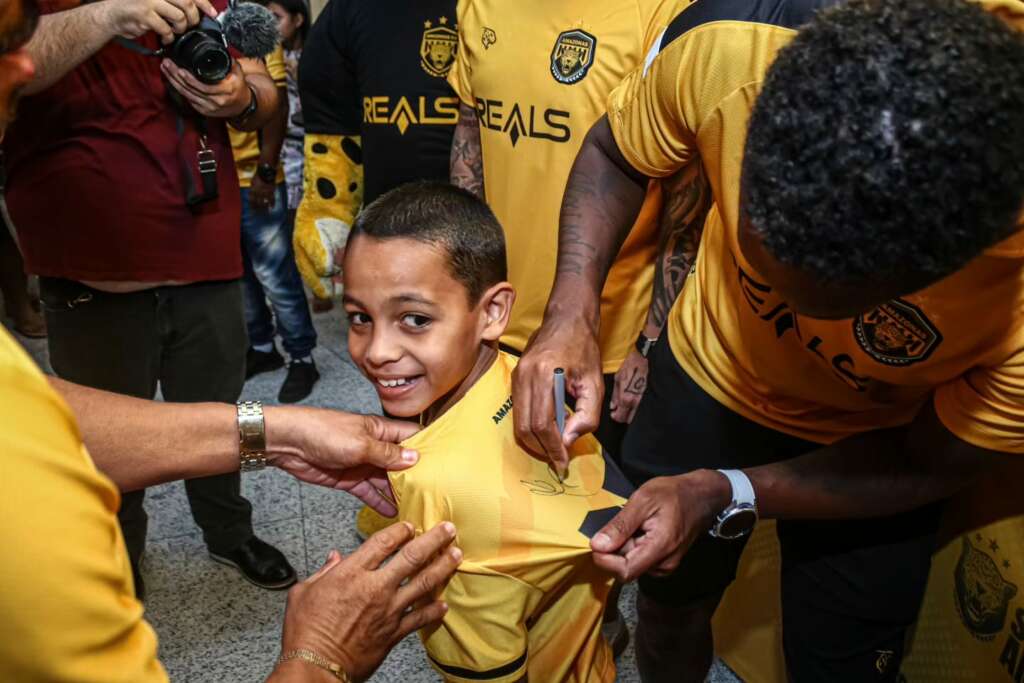 Série B: Amazonas FC inaugura primeira loja oficial de sua história 7 WhatsApp Image 2024 05 10 at 15.13.39 2