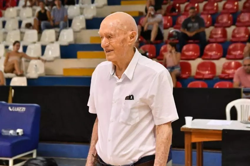 Luto! Ex-jogador e técnico de basquete morre aos 92 anos em Rio Claro