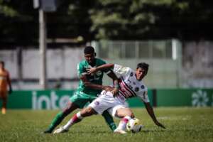 Porto Velho-RO 2 x 0 Manaus-AM - Com gol contra, Locomotiva vence dentro de casa