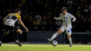 O zagueiro Rodrigo falou sobre a eliminação para o Bahia dentro de casa