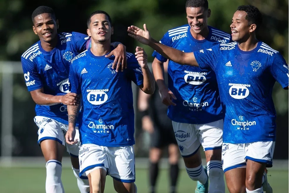 BRASILEIRÃO SUB-20: Cruzeiro leva empate no fim e perde chance de assumir vice-liderança