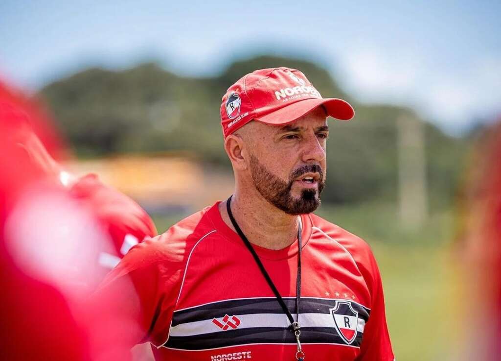 Série D: André Gaspar fala sobre formação do River-PI sem um camisa 10 de origem