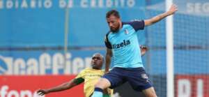 Copa Paulista: São-Carlense anuncia meia que jogou Liga dos Campeões e mais três reforços