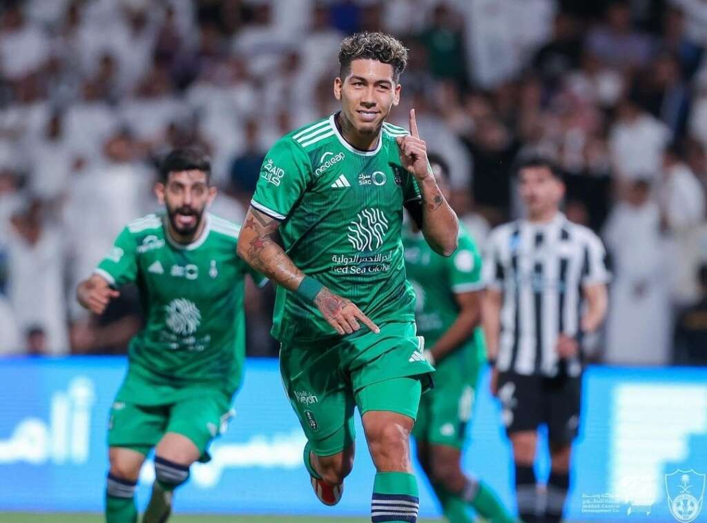 Com gol de Firmino, Al-Ahli vira e se aproxima de vaga na Champions da Ásia