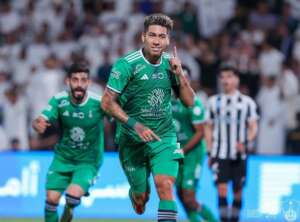 Com gol de Firmino, Al-Ahli vira e se aproxima de vaga na Champions da Ásia