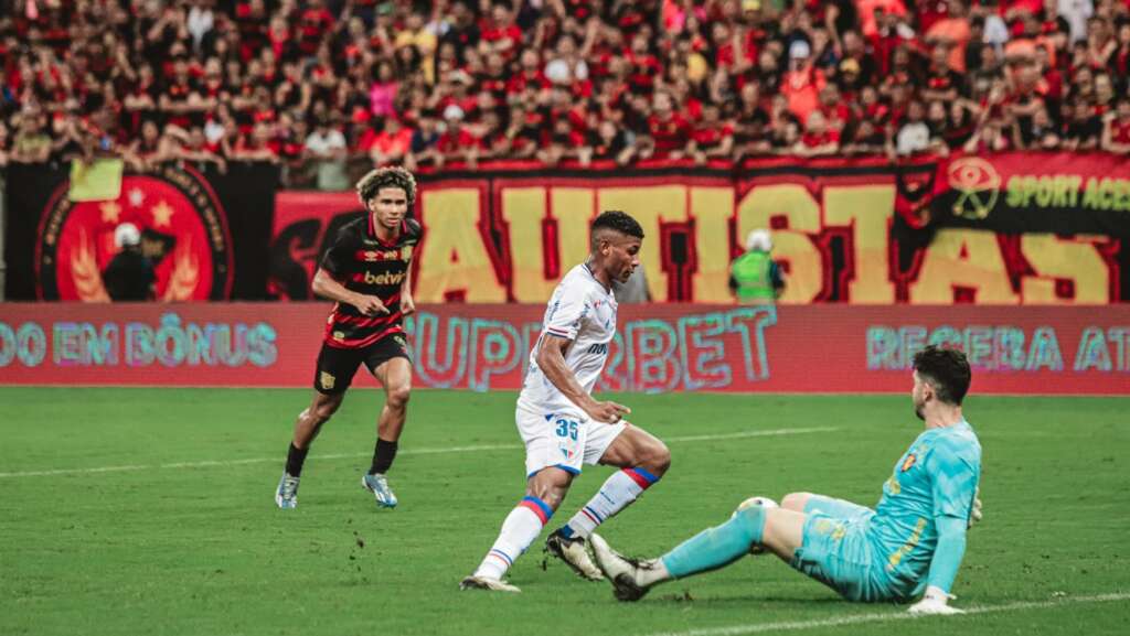 COPA DO NORDESTE: Fortaleza goleia e vai à final contra surpreendente CRB