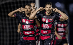 São Raimundo-RR 1 x 2 Trem-AP - Locomotiva vira e leva pontos do Mundão