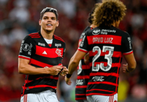 LIBERTADORES: Flamengo goleia e Palmeiras vence no sufoco