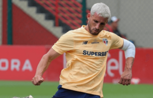Calleri treina visando o Talleres-ARG e Lucas Moura faz trabalho de recuperação no São Paulo