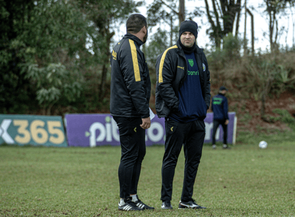 Ypiranga x Figueirense - Canarinho volta ainda 100% e tem desafio duro