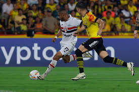 São Paulo x Barcelona-EQU - Tricolor mira a liderança do Grupo B na Libertadores