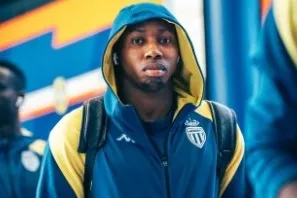 Ministra do Esporte francês pede punição ao Mônaco após atleta cobrir mensagem anti-homofobia
