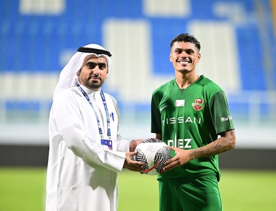 Ex-Flamengo marca quatro vezes pelo Al-Shabab sub21 e leva a bola do jogo para casa 3 mateusao2