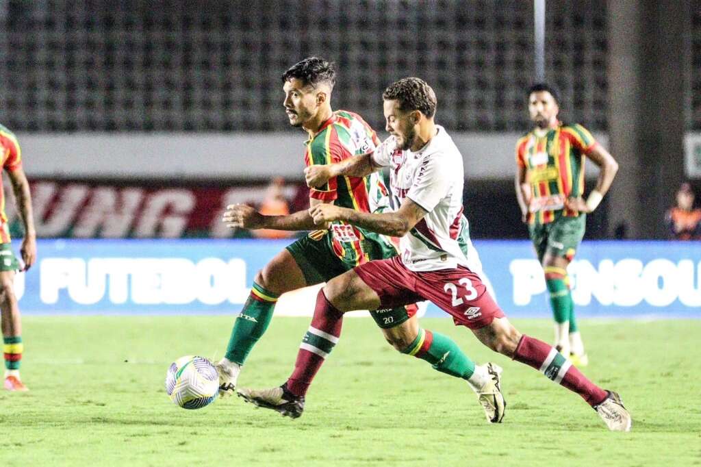 Sampaio Corrêa perde para Fluminense