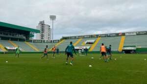 Chapecoense embarca para Maceió com novidades entre os relacionados