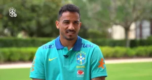 'Tenho sentimento de que a Copa América ainda me deve qualquer coisa', diz Danilo