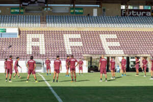 Ferroviária x Aparecidense - Locomotiva briga por liderança e pode afundar Camaleão