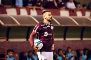 Ferroviária 0 x 0 Aparecidense - Locomotiva pressiona mas não sai do zero