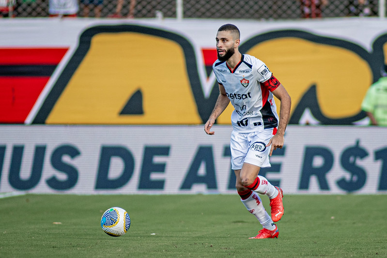 Wagner Leonardo reclama de calendário após derrota do Vitória: "Desgaste contou muito" (Foto: Victor Ferreira/EC Vitória)