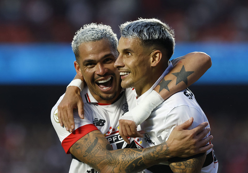 BRASILEIRÃO: São Paulo vence Bahia, Athletico-PR reage e Flamengo mantém liderança (Foto: Rubens Chiri/Saopaulofc.net)