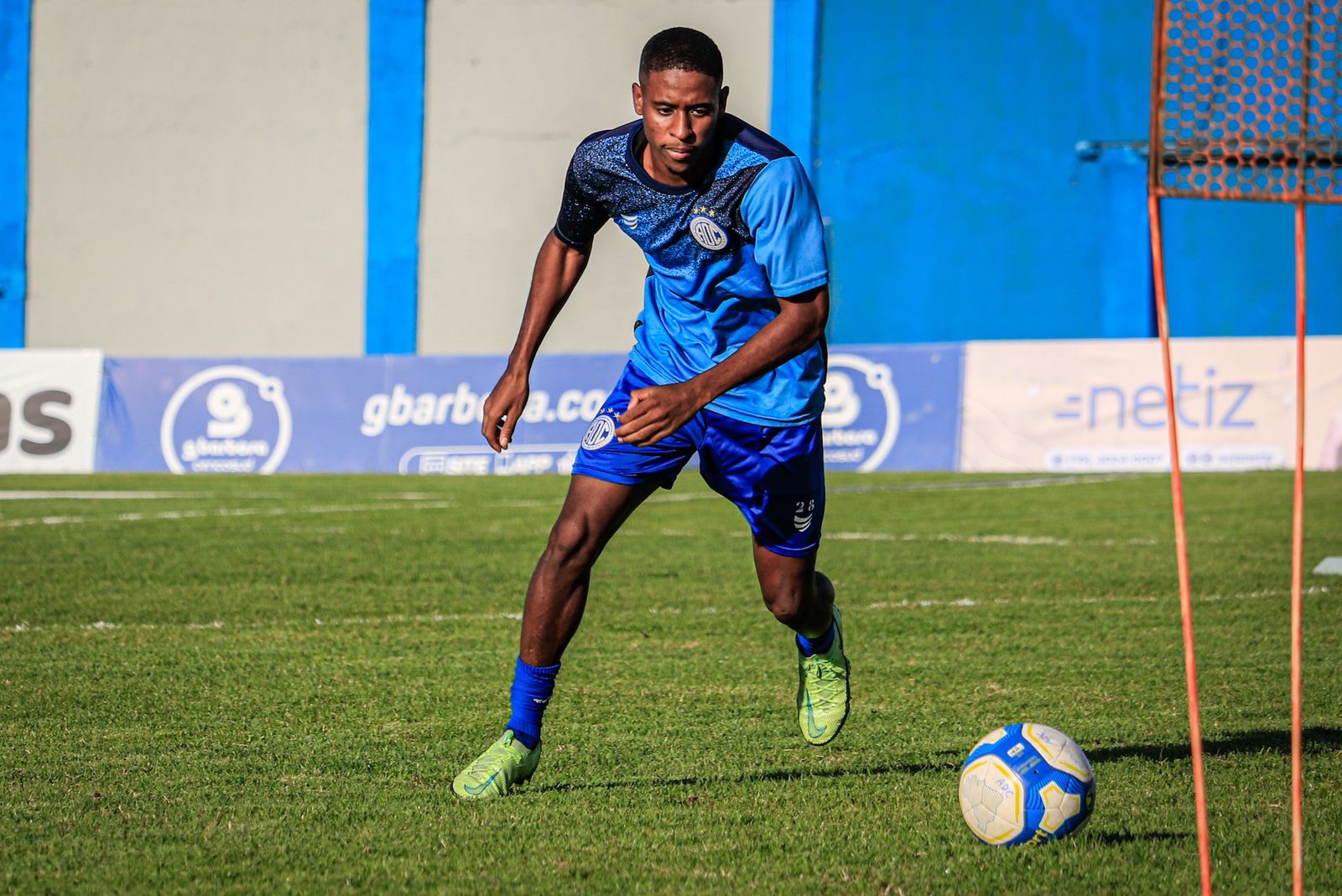 Confianca inicia prepararcao para enfrentar o Figueirense