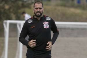 Corinthians anuncia a demissão do ex-jogador Danilo do comando técnico do sub-20