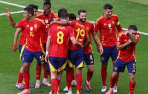 EUROCOPA: Espanha arrasa a Croácia no primeiro tempo e estreia com vitória convincente