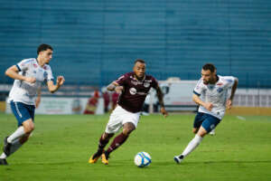 Ferroviária 1 x 0 São José-RS - Locomotiva vence no apagar das luzes e quebra sequência negativa