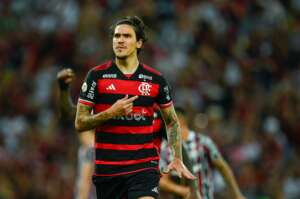 BRASILEIRÃO: Flamengo vence clássico e Bahia goleia Cruzeiro na Fonte Nova