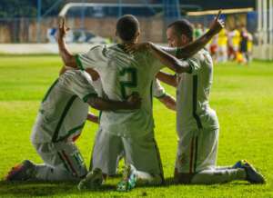 Real Noroeste-ES 2 x 0 Democrata SL-MG - Águia segue viva na Série D