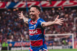 Yago Pikachu alcança a marca de 200 jogos com o Fortaleza