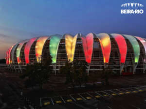 Inter ilumina o Beira-Rio em uma luz de esperança ao povo o Rio Grande do Sul