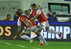 BRASILEIRÃO: Paulistas tropeçam em dia com gols no apagar das luzes