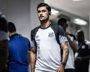 Série B: Presidente do Santos revela negociação de jogadores e reintegração de zagueiro