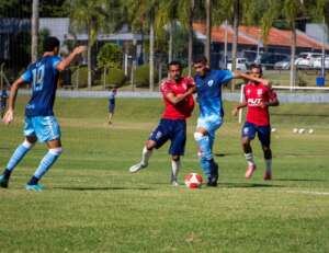 São José-RS x Londrina - Zeca busca sair do Z4 contra Tubarão apertado