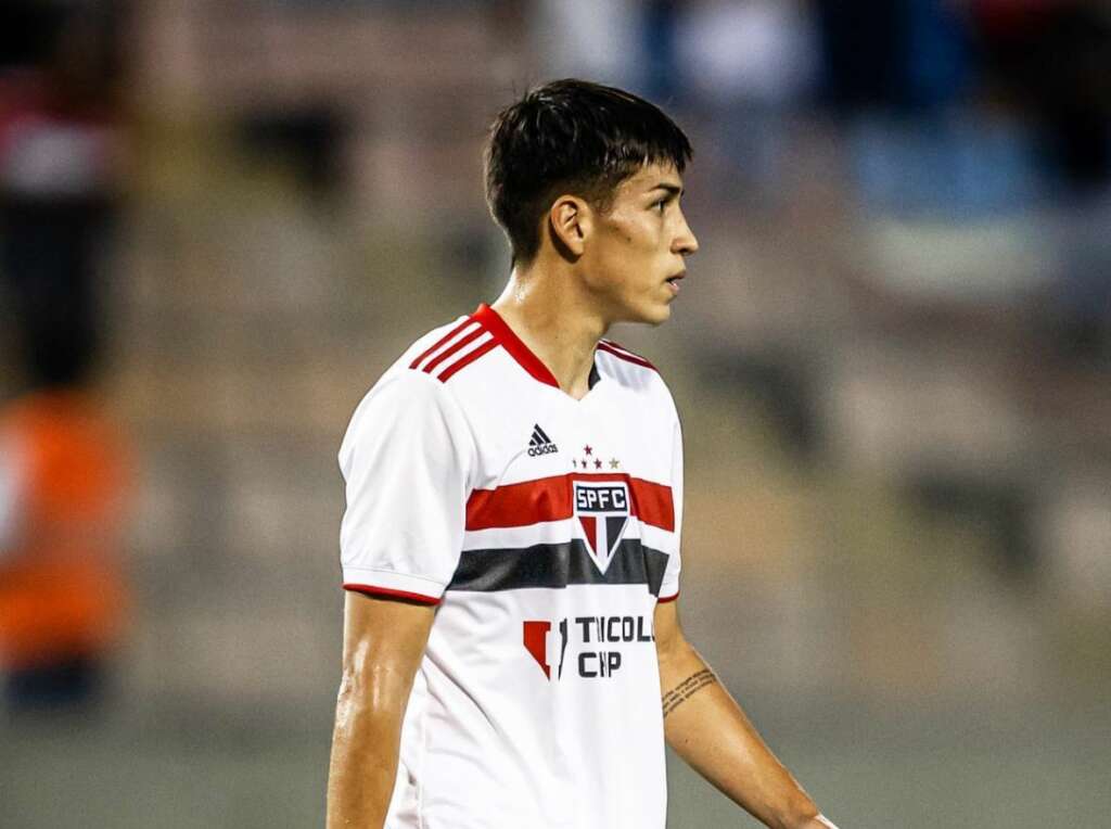 Copa Paulista: São-Carlense contrata lateral ex-São Paulo e mais dois reforços