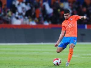 Vitória acerta com ex-Bragantino, elogiado por Thiago Carpini