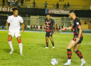 Rio Branco-AC 1 x 2 Trem-AP - Locomotiva bate Estrelão e encosta do G4
