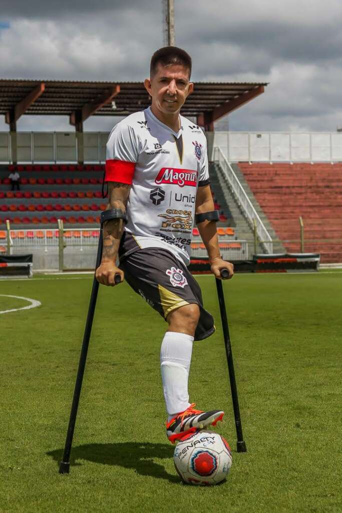 Artilheiro do Corinthians, Rogerinho R9 celebra convocação para a seleção brasileira de amputados 3 Rogerinho Foto02