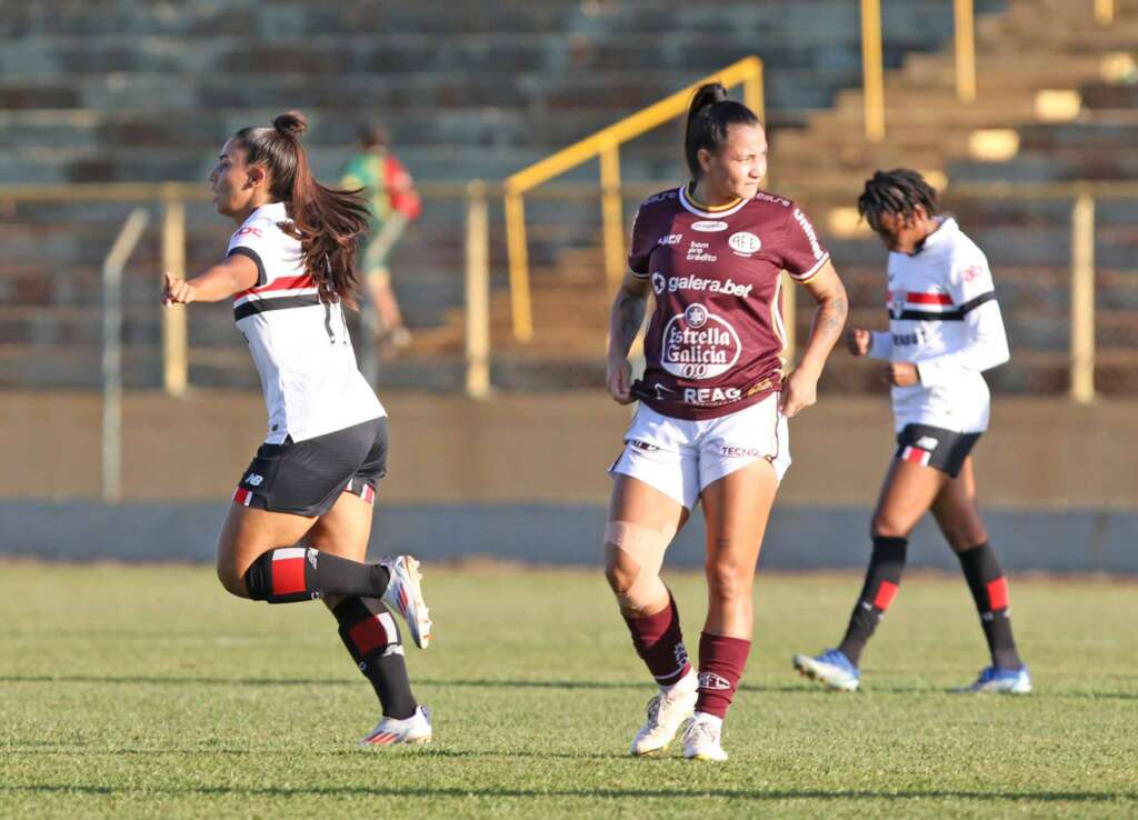 PAULISTÃO FEMININO: São Paulo vence e Santos perde invencibilidade na abertura da 4ª rodada