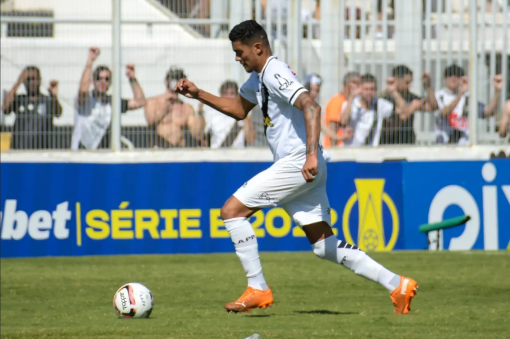 Zagueiro retorna de empréstimo do CSA e Ponte Preta tem mais uma opção para Série B