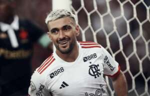 Vasco 1 x 6 Flamengo - Mengão aplica goleada histórica no 'Clássico dos Milhões'