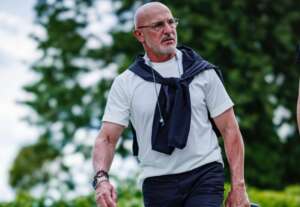 Espanha confirma técnico até a Copa do Mundo de 2026