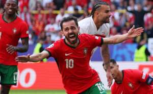 EUROCOPA: Portugal vence a Turquia por 3 a 0 e avança às oitavas