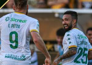 Criciúma 2 x 5 Cuiabá - Ex-Ponte Preta faz 2 e Dourado vence a  1ª no Brasileirão