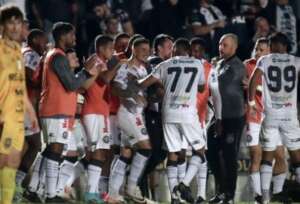 Operário-PR 1 x 0 Amazonas - Fantasma se reabilita na Série B