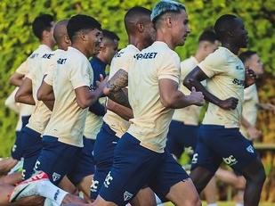 São Paulo se reapresenta após folga e mira preparação de olho no Internacional
