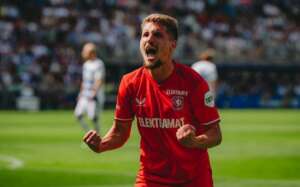 Eurocopa: Meia tcheco sofre lesão andando de bicicleta e é cortado