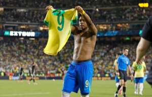 Imprensa espanhola se derrete em elogios a Endrick: 'Sucessor de Pelé'